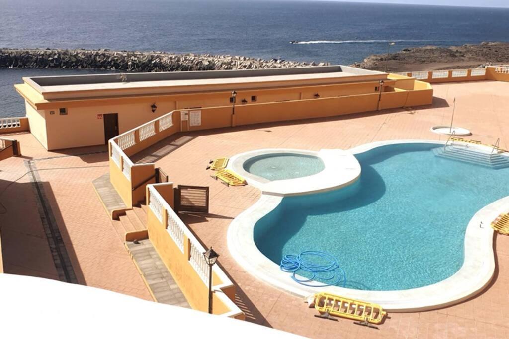 Apt Con Piscina Playa Roja, La Restinga Eksteriør bilde