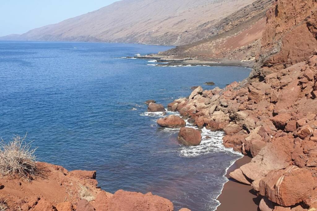 Apt Con Piscina Playa Roja, La Restinga Eksteriør bilde